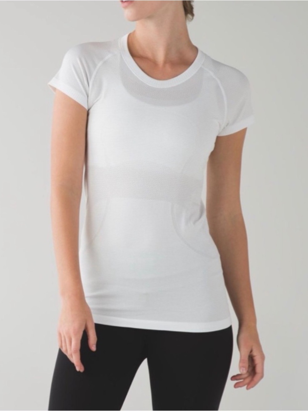 LULULEMON Swiftly Tech Short Sleeve Shirt size 6